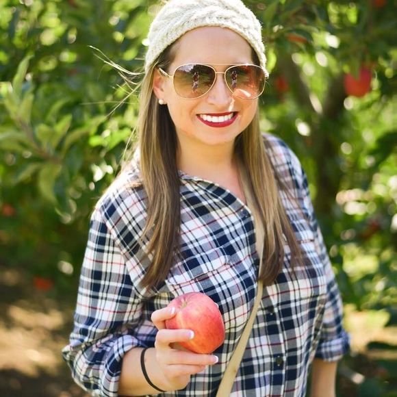 Meet your Posher, Jill - Picture 1 of 3